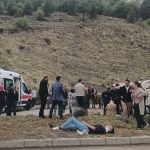 Yağmur kaza getirdi! Yolcu midibüsü devrildi: 16 yaralı